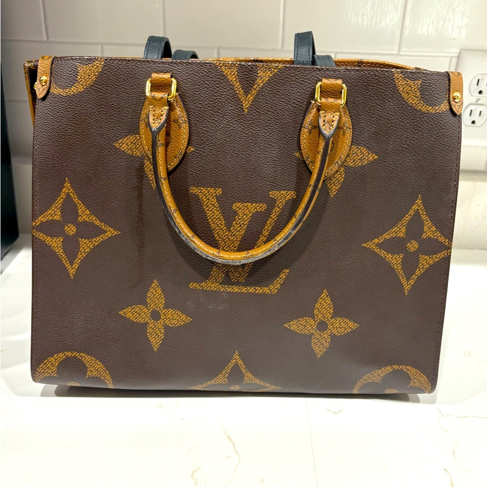 Louis Vuitton otg mm reverse tote